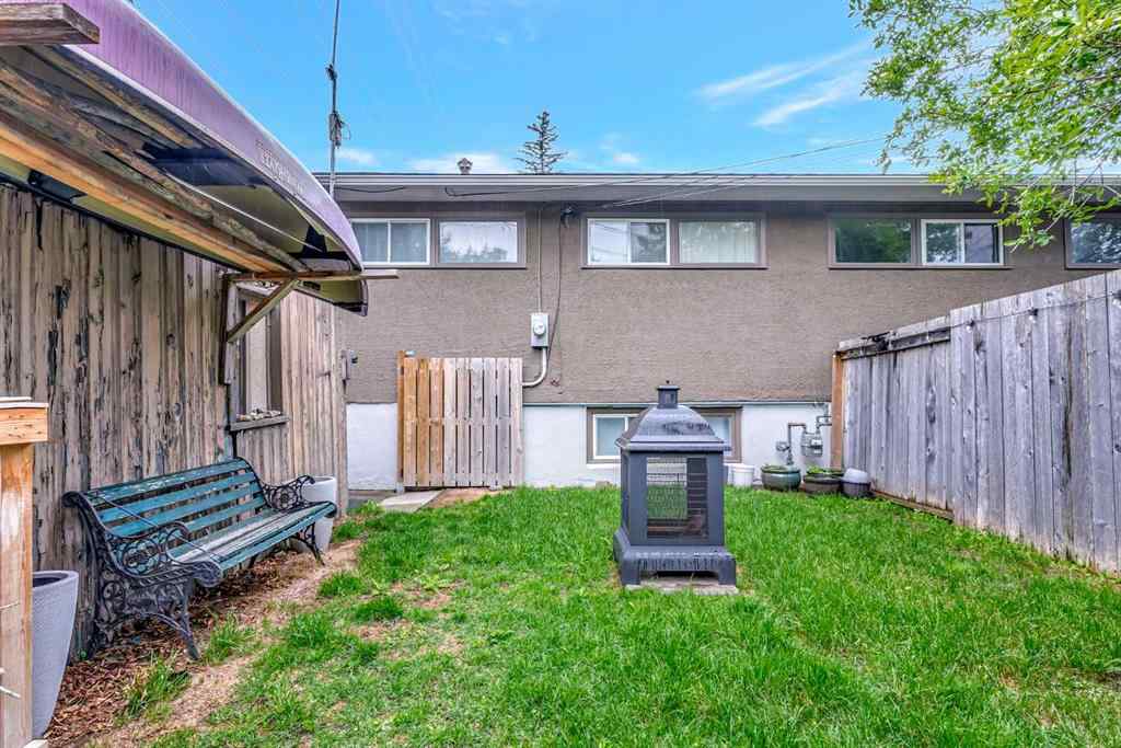 MLS® A2262089 - 301 38 Street SW in Wildwood Calgary, Residential