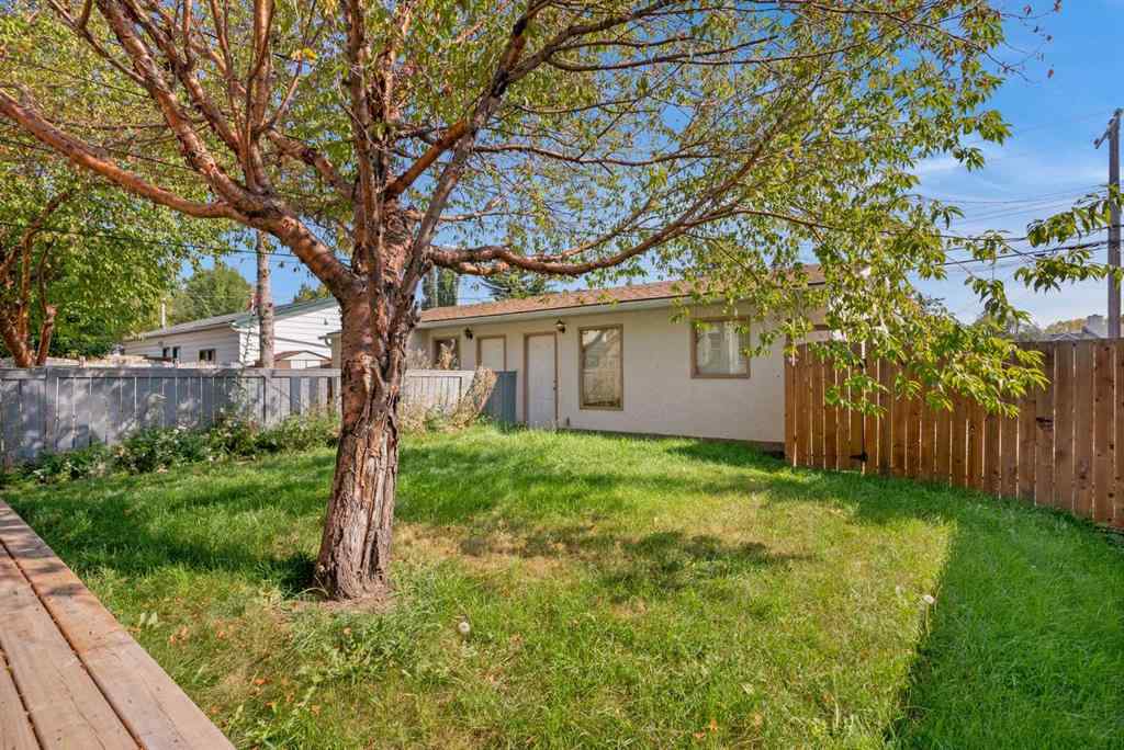 MLS® A2262090 - 6014 37 Street SW in Lakeview Calgary, Residential