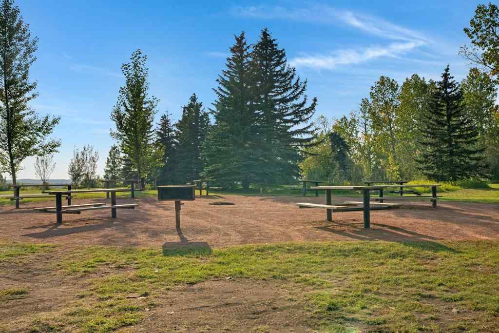 MLS® A2262090 - 6014 37 Street SW in Lakeview Calgary, Residential