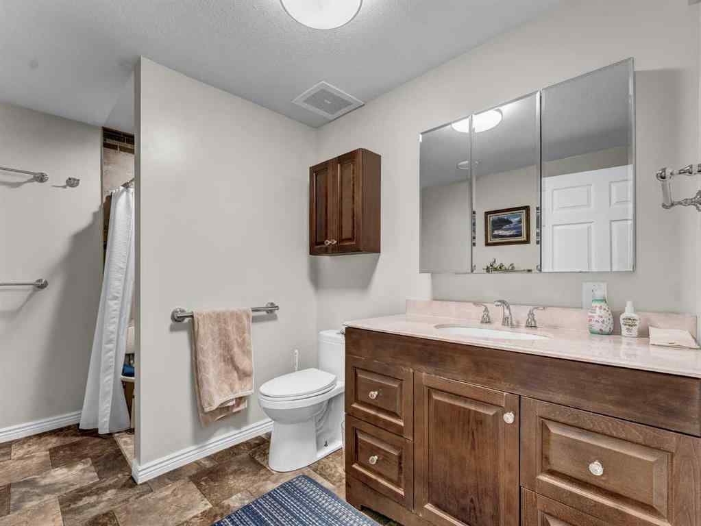 MLS® A2262093 - Unit #7 11418 Eagle Butte Road  in NONE Rural Cypress County, Residential