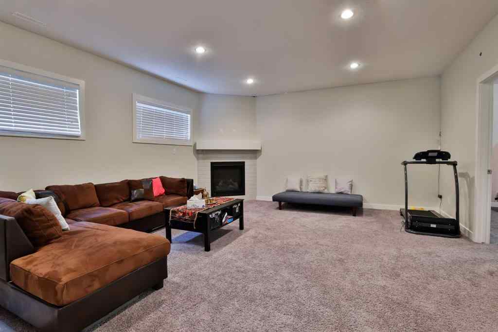 MLS® A2262096 - 21 Riverford Close W in Riverstone Lethbridge, Residential