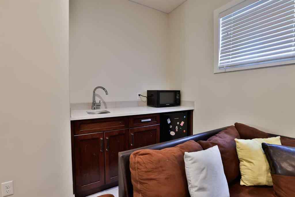 MLS® A2262096 - 21 Riverford Close W in Riverstone Lethbridge, Residential