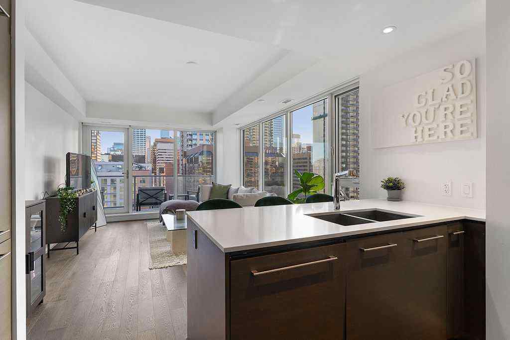 MLS® A2262103 - Unit #1207 1025 5 Avenue SW in Downtown West End Calgary, Residential