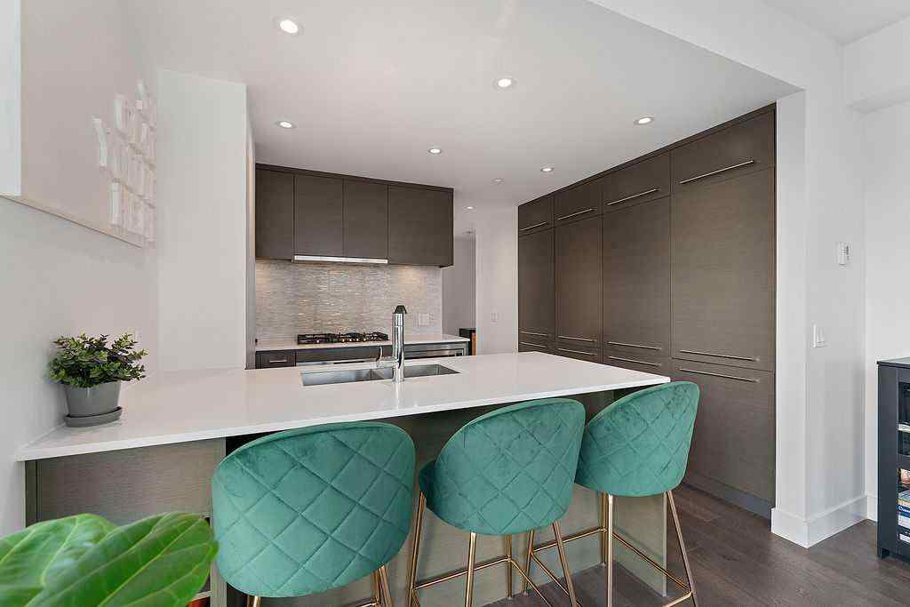 MLS® A2262103 - Unit #1207 1025 5 Avenue SW in Downtown West End Calgary, Residential