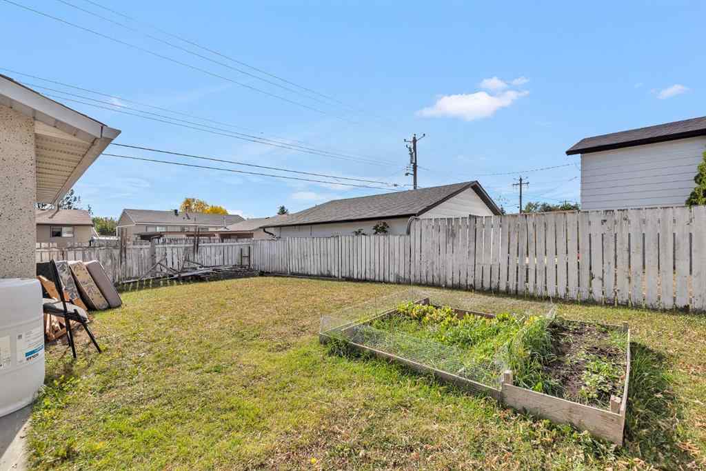 MLS® A2262104 - 4419 Marlborough Drive NE in Marlborough Calgary, Residential