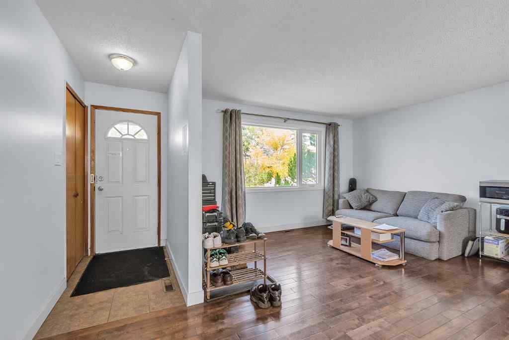 MLS® A2262104 - 4419 Marlborough Drive NE in Marlborough Calgary, Residential