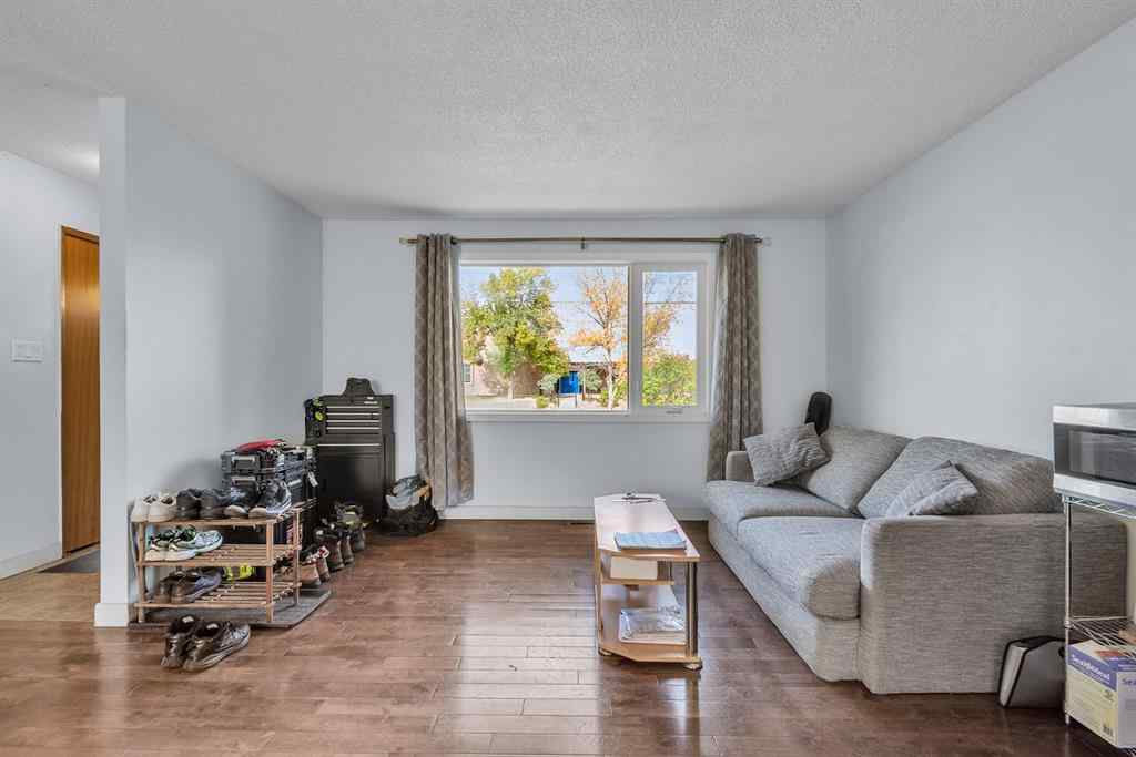 MLS® A2262104 - 4419 Marlborough Drive NE in Marlborough Calgary, Residential