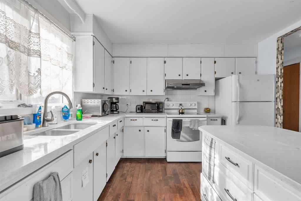 MLS® A2262104 - 4419 Marlborough Drive NE in Marlborough Calgary, Residential