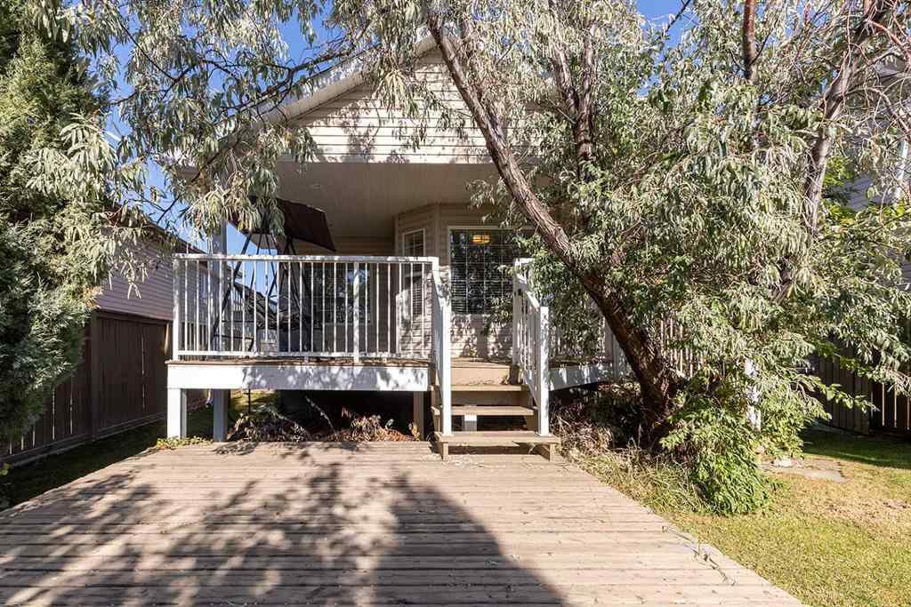 MLS® A2262113 - 153 Vista Road SE in SE Southridge Medicine Hat, Residential