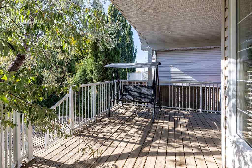 MLS® A2262113 - 153 Vista Road SE in SE Southridge Medicine Hat, Residential