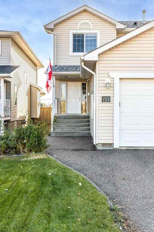 MLS® A2262113 - 153 Vista Road SE in SE Southridge Medicine Hat, Residential