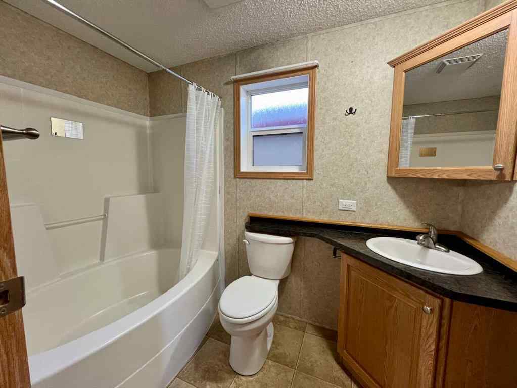 MLS® A2262115 - Unit #6 1229 Waterton Avenue  in NONE Pincher Creek, Mobile