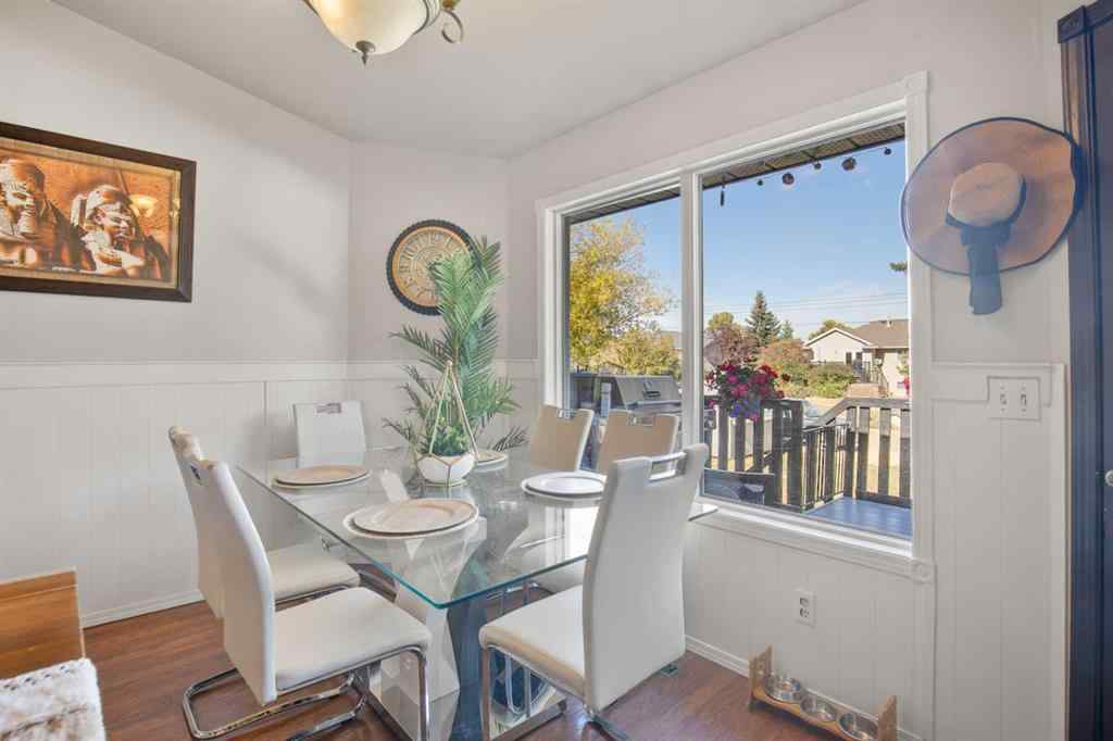 MLS® A2262118 - 61 Pickwick Lane  in English Estates Lacombe, Residential