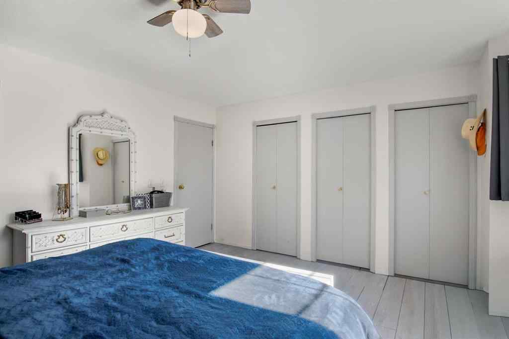 MLS® A2262118 - 61 Pickwick Lane  in English Estates Lacombe, Residential