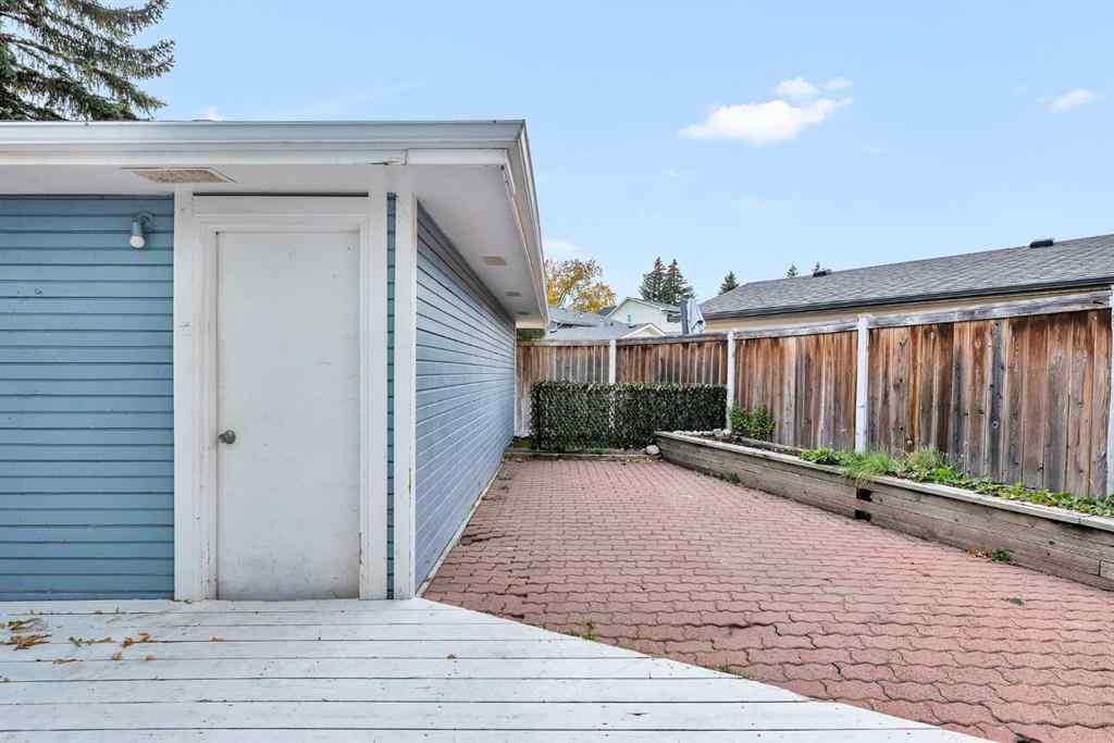 MLS® A2262120 - 147 Scenic Way NW in Scenic Acres Calgary, Residential