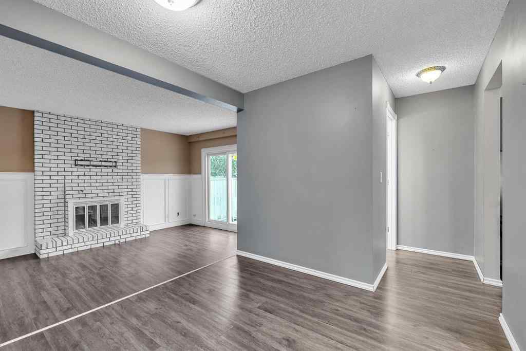 MLS® A2262120 - 147 Scenic Way NW in Scenic Acres Calgary, Residential
