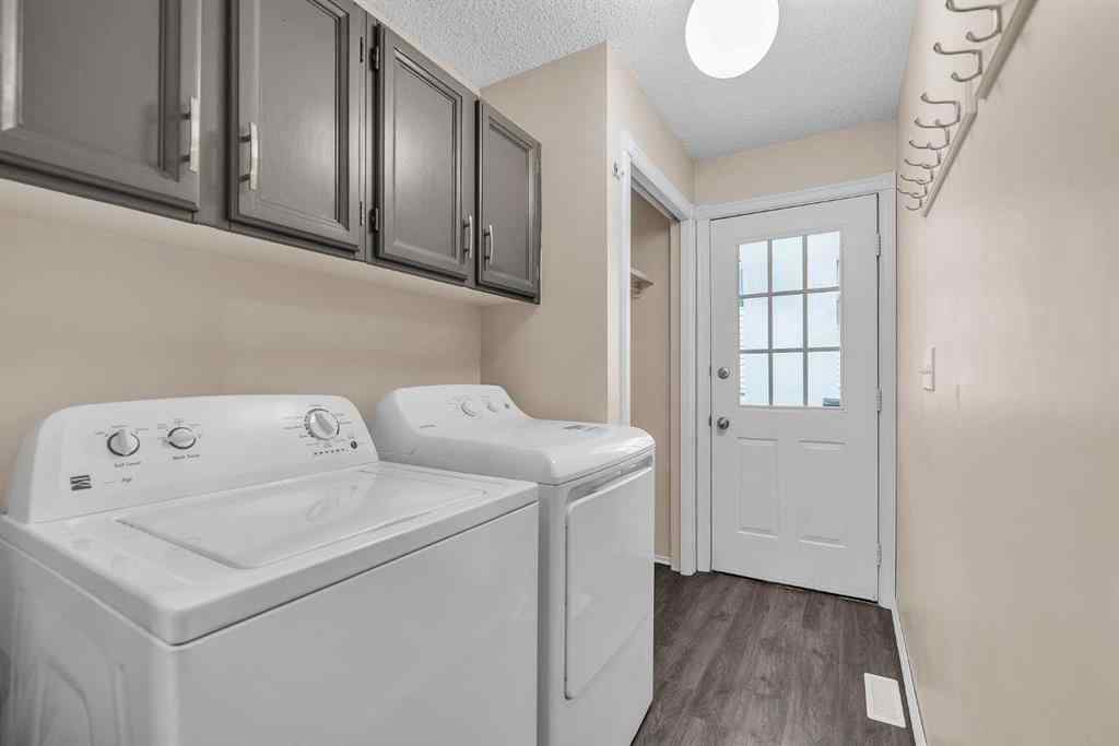 MLS® A2262120 - 147 Scenic Way NW in Scenic Acres Calgary, Residential