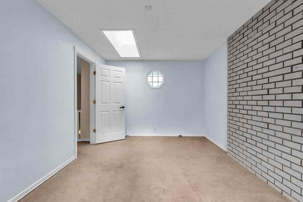 MLS® A2262120 - 147 Scenic Way NW in Scenic Acres Calgary, Residential