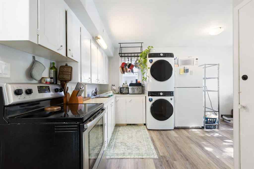 MLS® A2262121 - 2816 18 Street SW in South Calgary Calgary, Residential