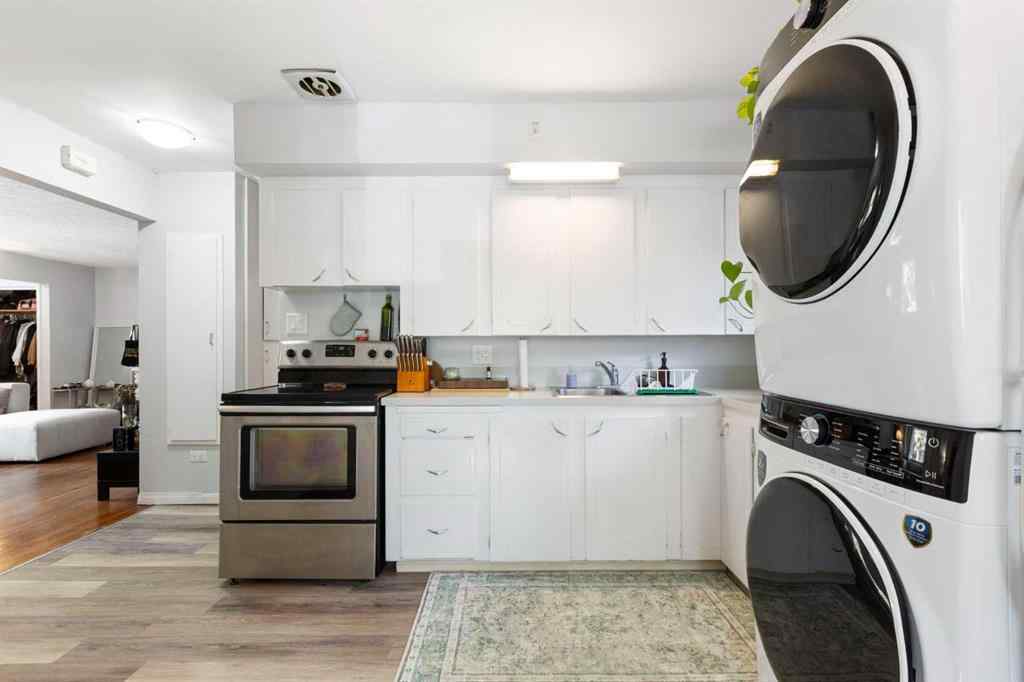 MLS® A2262121 - 2816 18 Street SW in South Calgary Calgary, Residential