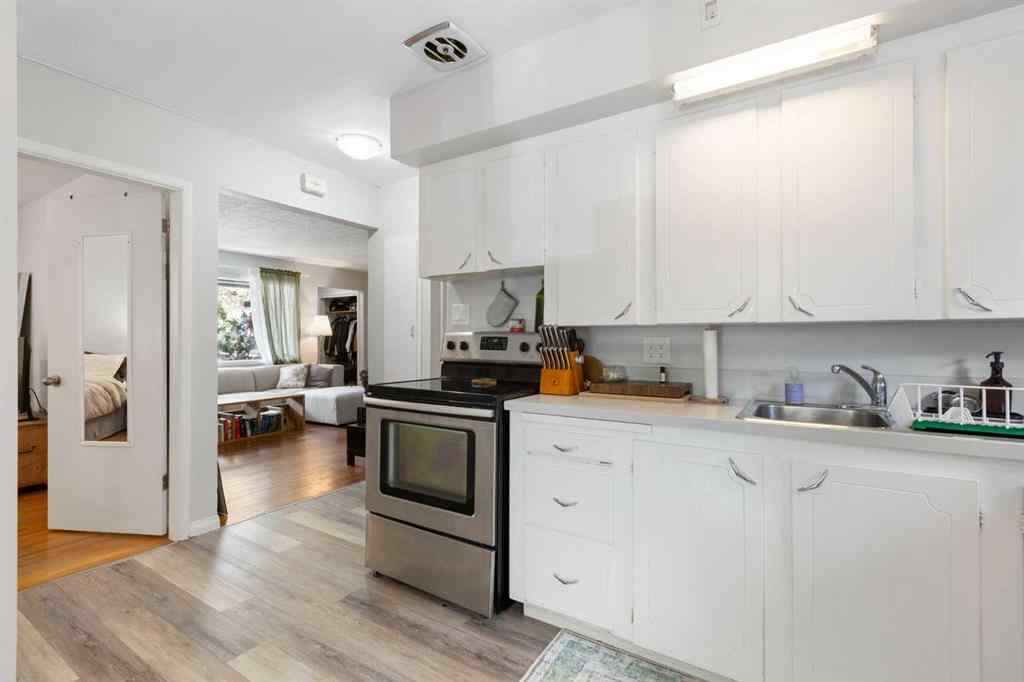 MLS® A2262121 - 2816 18 Street SW in South Calgary Calgary, Residential