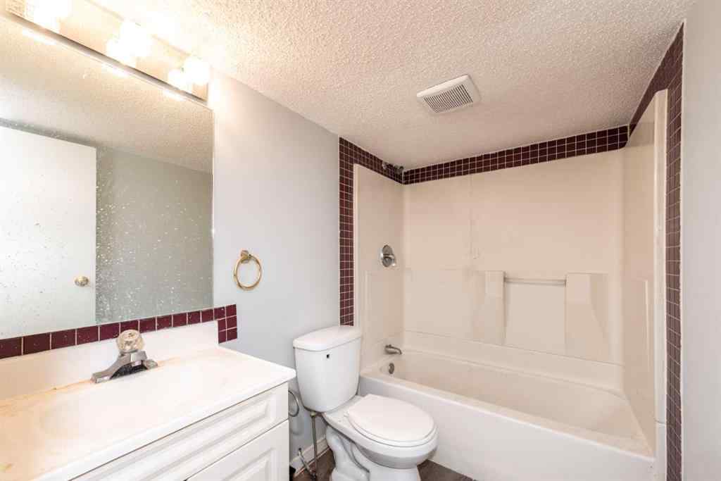 MLS® A2262122 - 55 Templemont Drive NE in Temple Calgary, Residential