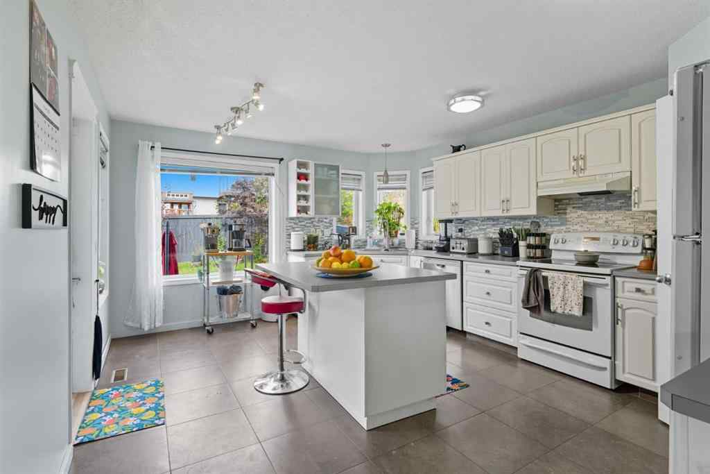 MLS® A2262124 - 78 Tuscarora Close NW in Tuscany Calgary, Residential