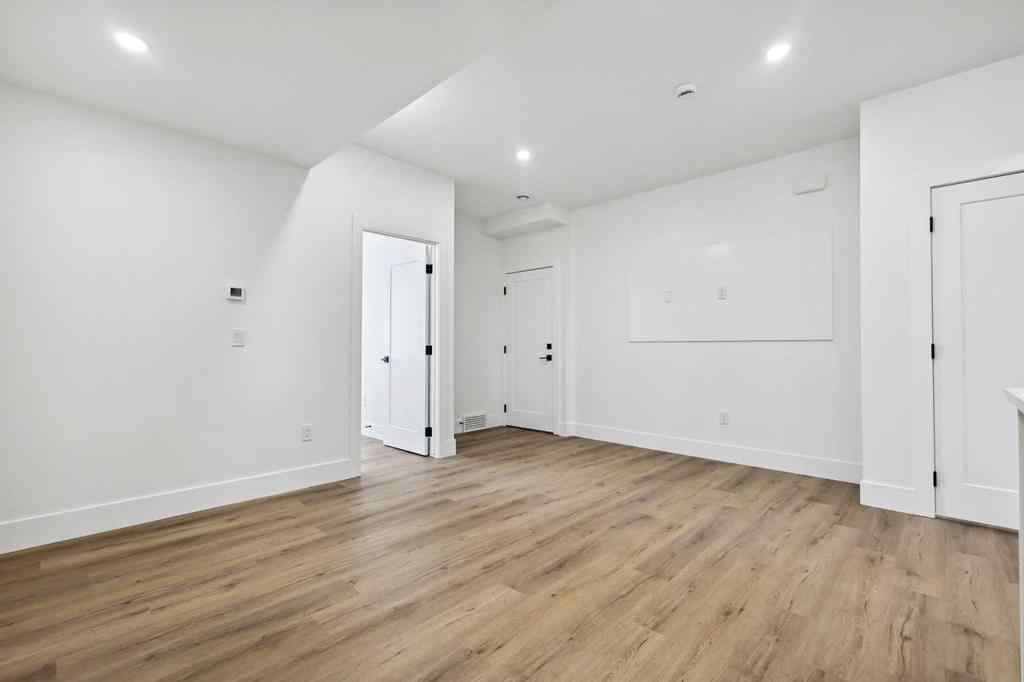 MLS® A2262125 - 2212 33 Street SW in Killarney/Glengarry Calgary, Residential