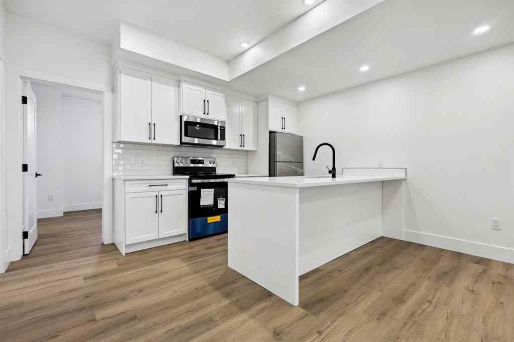 MLS® A2262125 - 2212 33 Street SW in Killarney/Glengarry Calgary, Residential