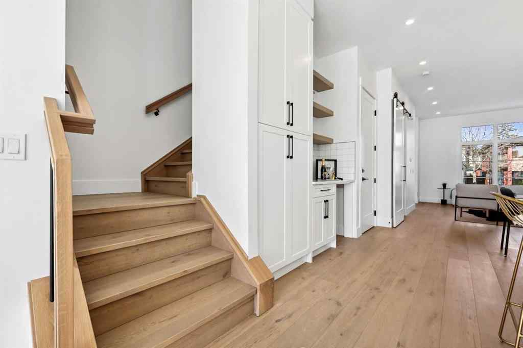 MLS® A2262125 - 2212 33 Street SW in Killarney/Glengarry Calgary, Residential