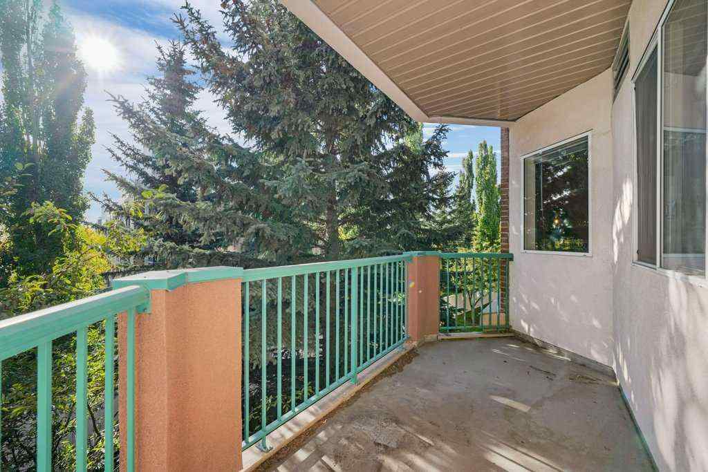 MLS® A2262134 - Unit #215 200 Lincoln Way SW in Lincoln Park Calgary, Residential
