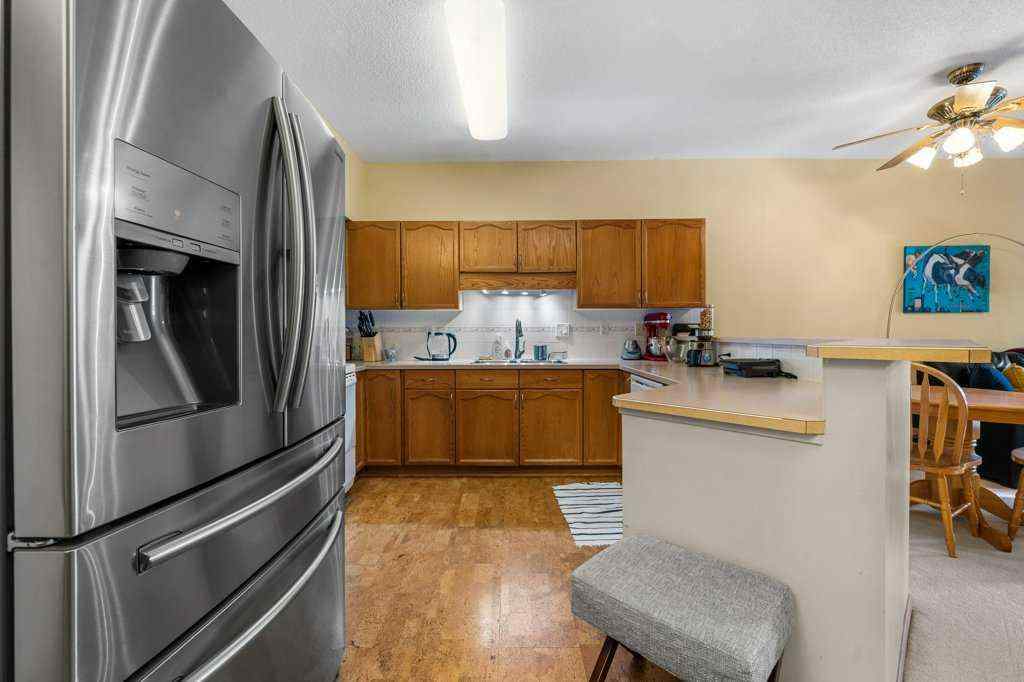 MLS® A2262134 - Unit #215 200 Lincoln Way SW in Lincoln Park Calgary, Residential