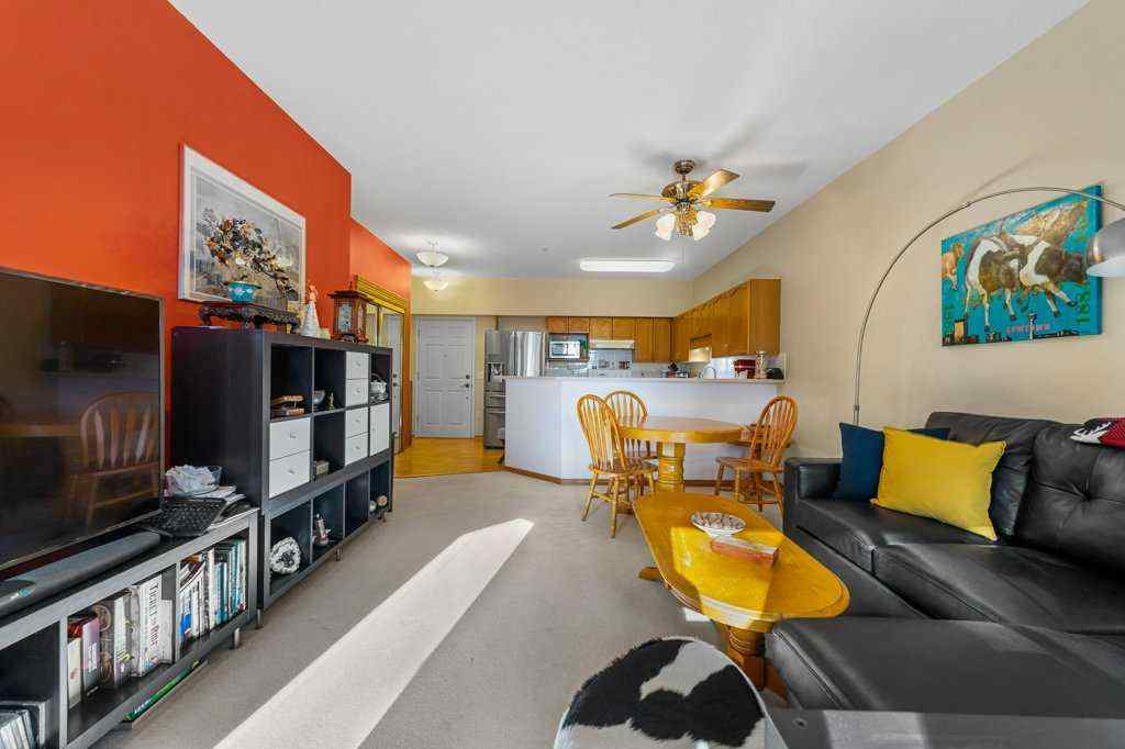 MLS® A2262134 - Unit #215 200 Lincoln Way SW in Lincoln Park Calgary, Residential