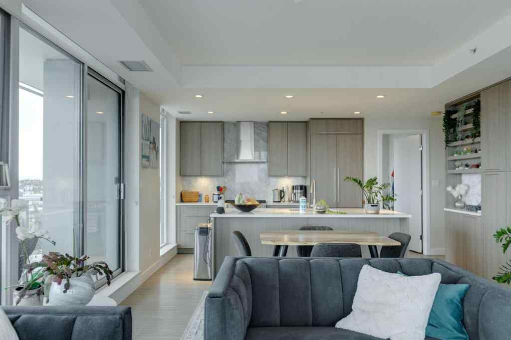 MLS® A2262135 - Unit #2406 930 16 Avenue SW in Beltline Calgary, Residential