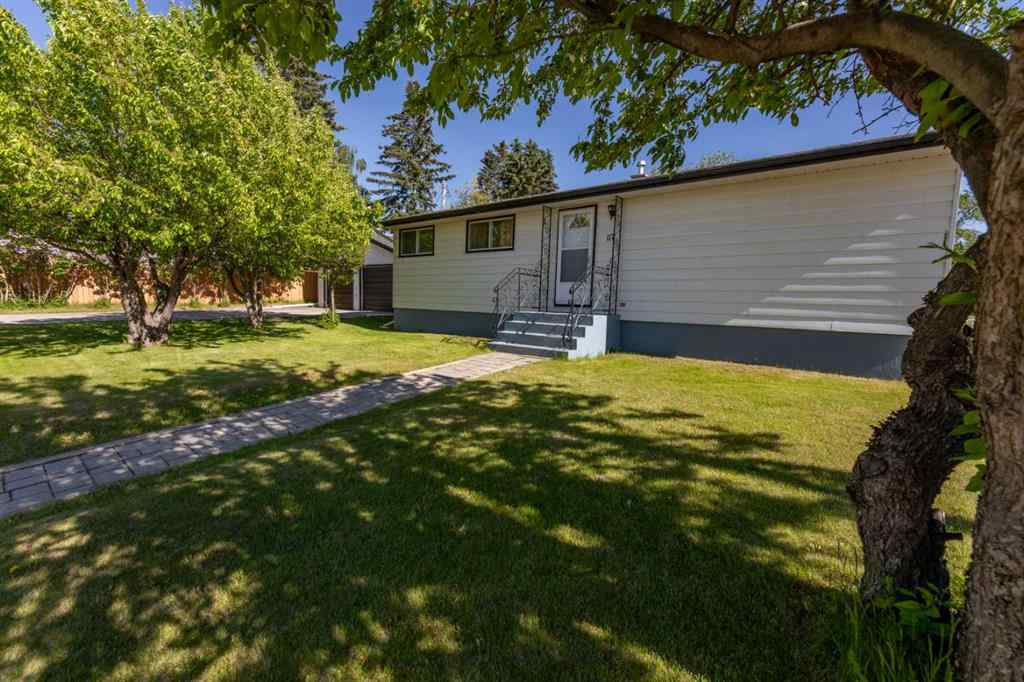 MLS® A2262140 - 117 Dorin Drive  in Hardisty Hinton, Residential