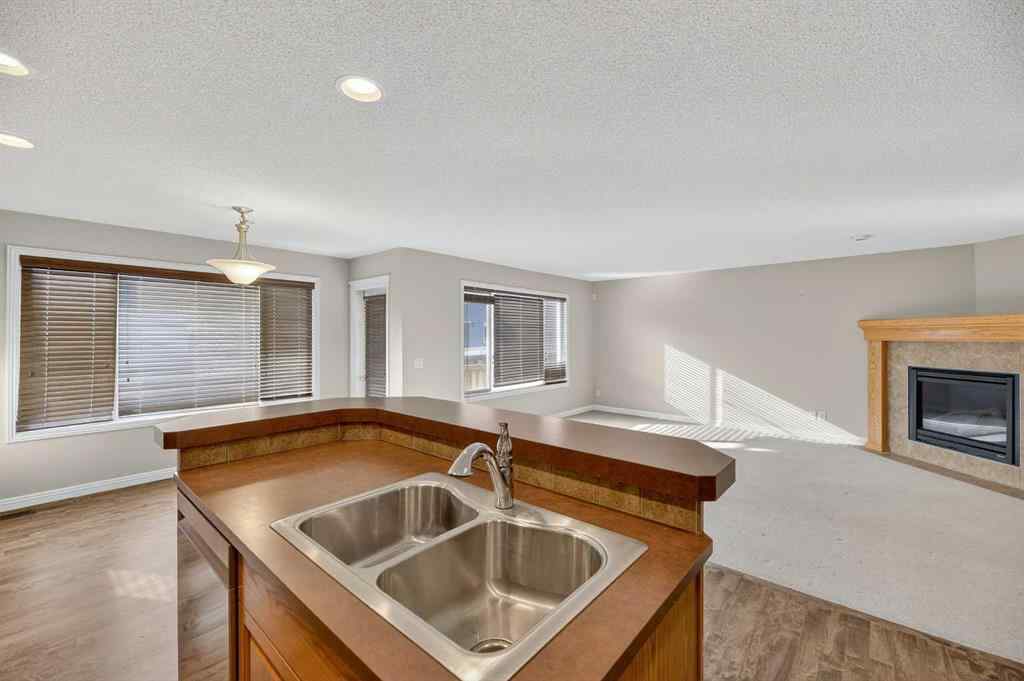 MLS® A2262141 - 332 Sagewood Landing SW in Sagewood Airdrie, Residential