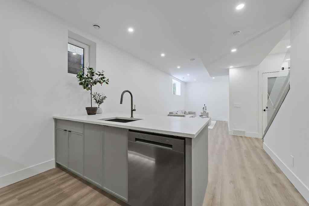 MLS® A2262144 - 2322 54 Avenue SW in North Glenmore Park Calgary, Residential