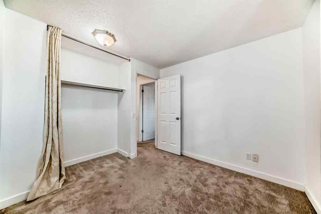 MLS® A2262145 - Unit #112 5404 10 Avenue SE in Penbrooke Meadows Calgary, Residential