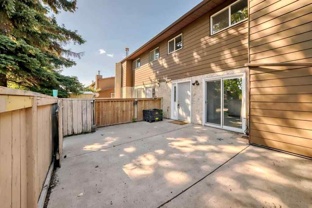 MLS® A2262145 - Unit #112 5404 10 Avenue SE in Penbrooke Meadows Calgary, Residential