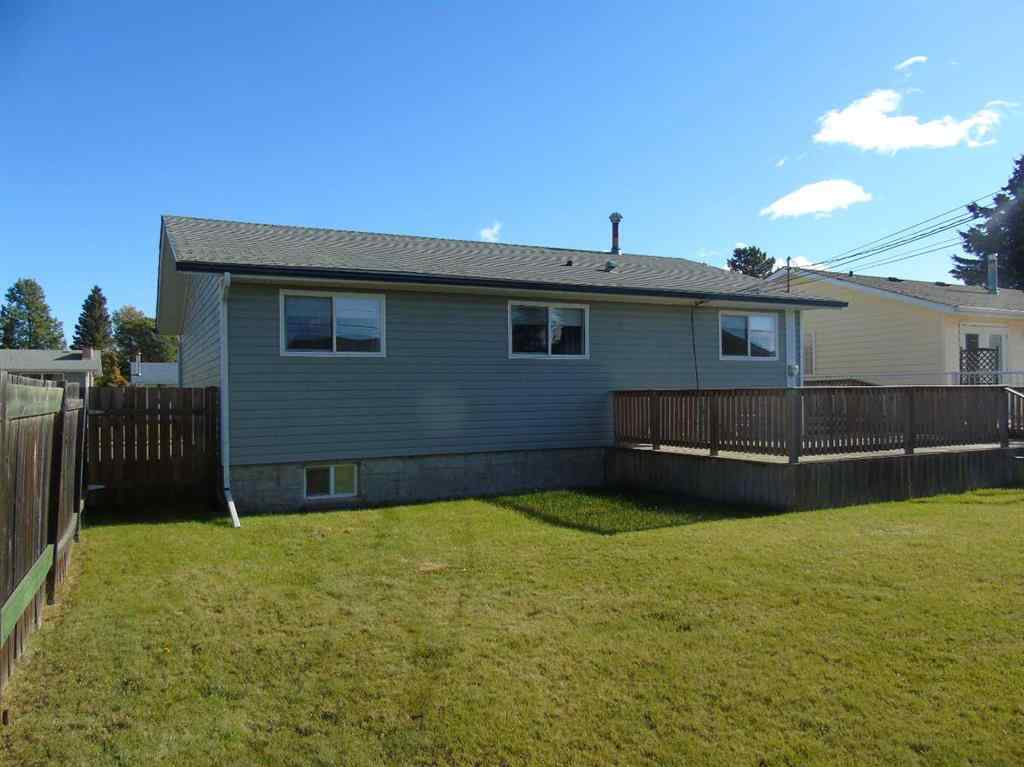 MLS® A2262147 - 412 6 Street NE in NONE Slave Lake, Residential