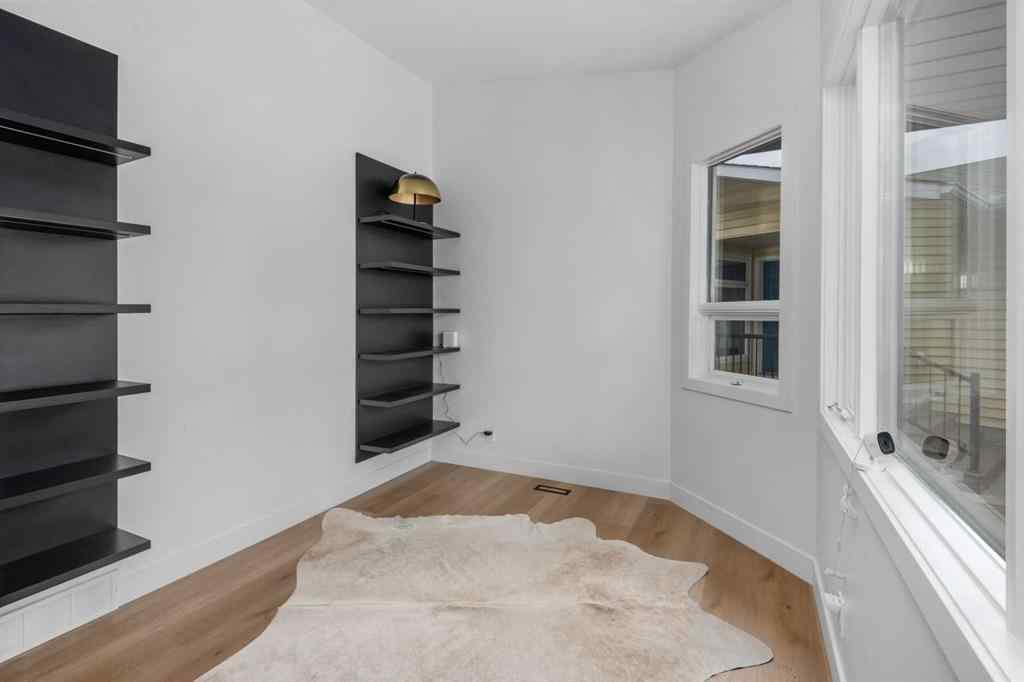 MLS® A2262153 - 129 Sundown Place SE in Sundance Calgary, Residential