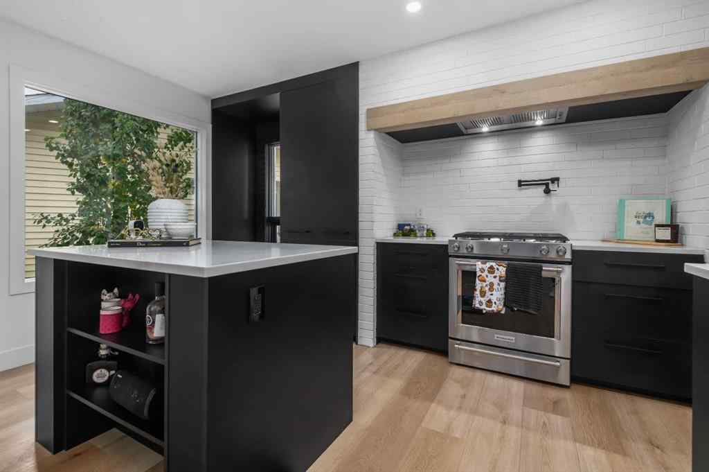 MLS® A2262153 - 129 Sundown Place SE in Sundance Calgary, Residential