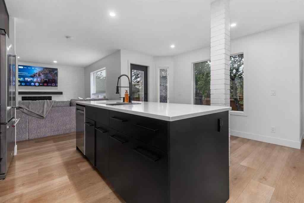 MLS® A2262153 - 129 Sundown Place SE in Sundance Calgary, Residential