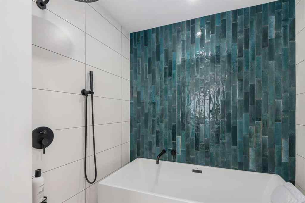 MLS® A2262153 - 129 Sundown Place SE in Sundance Calgary, Residential