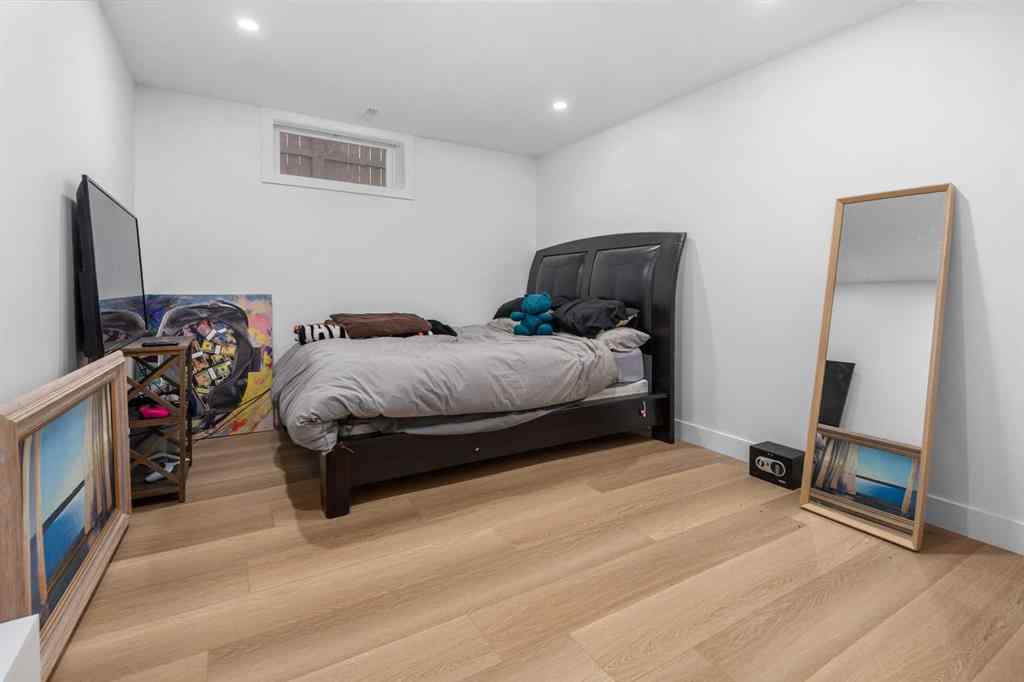 MLS® A2262153 - 129 Sundown Place SE in Sundance Calgary, Residential