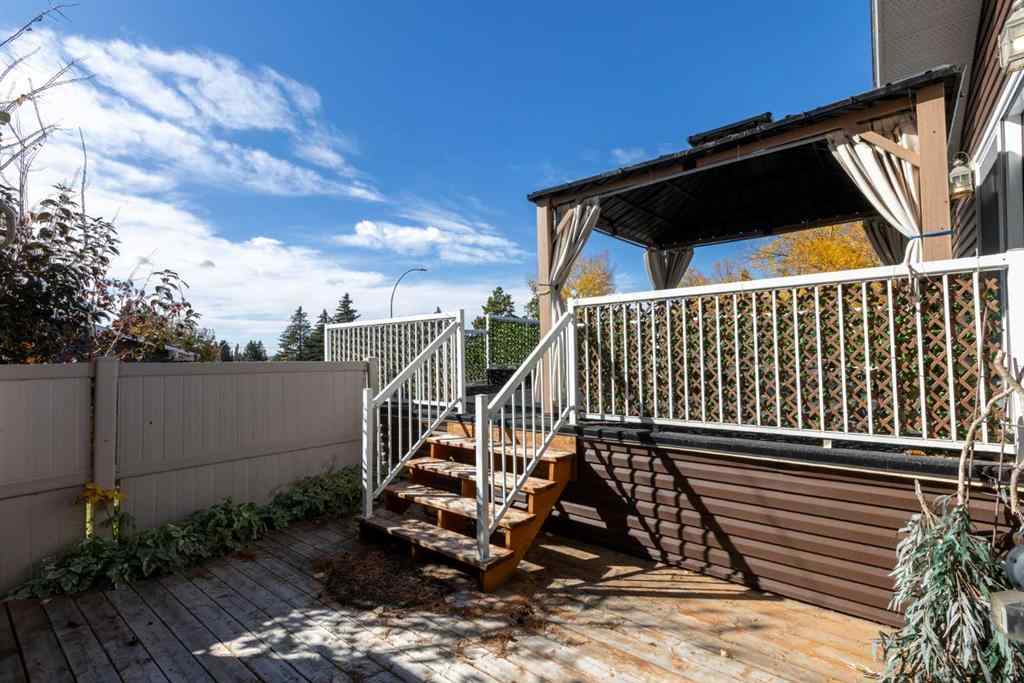 MLS® A2262154 - 5015 35 Street  in Southeast Innisfail Innisfail, Residential