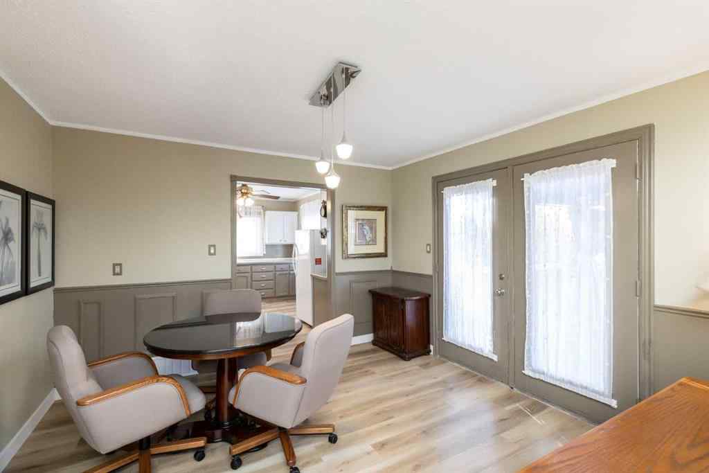 MLS® A2262154 - 5015 35 Street  in Southeast Innisfail Innisfail, Residential