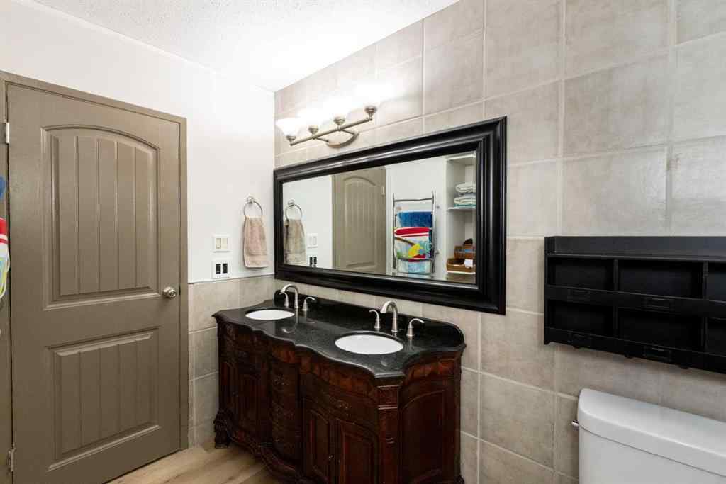 MLS® A2262154 - 5015 35 Street  in Southeast Innisfail Innisfail, Residential