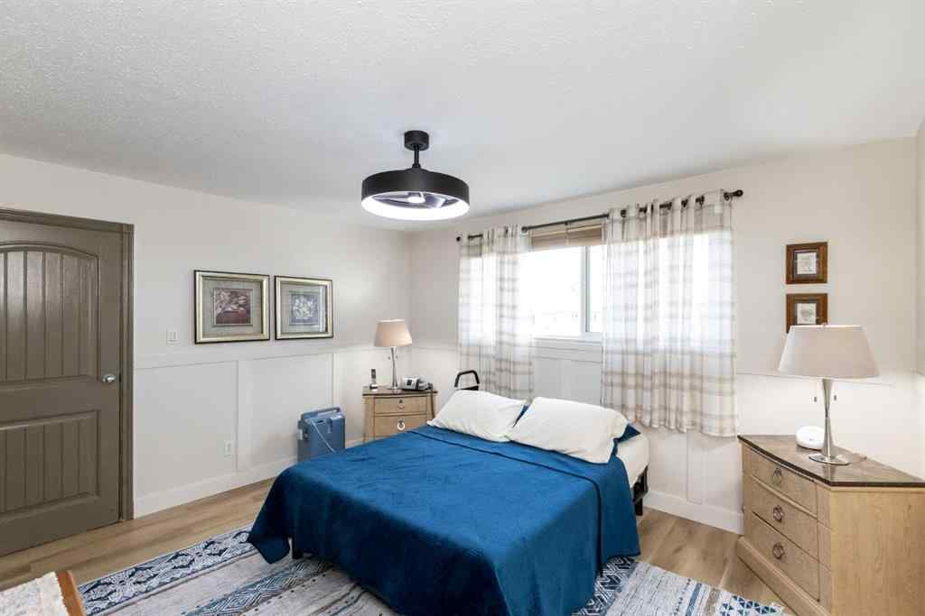 MLS® A2262154 - 5015 35 Street  in Southeast Innisfail Innisfail, Residential