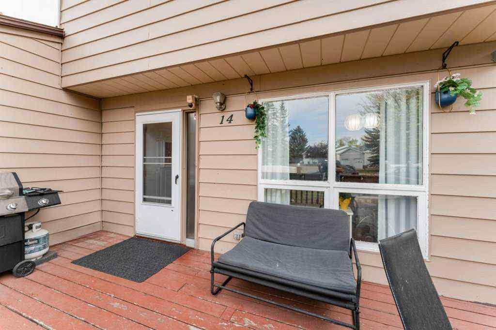 MLS® A2262155 - 14 Macewan Park Road NW in MacEwan Glen Calgary, Residential